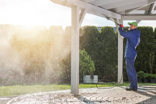 Best Rust Removal  in Calverton, NY